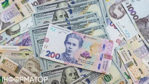 Долар б'є рекорди - до кінця року курс може сягнути 50 гривень - прогноз економістів