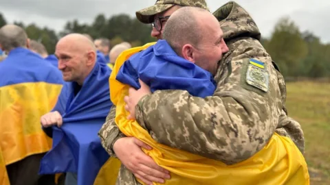 Освобожденные из плена украинцы смогут бесплатно восстановить водительские документы