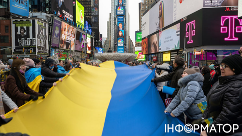 Українські біженці у США втратили чимало пільг - але у Нью-Йорку знайшлася допомога
