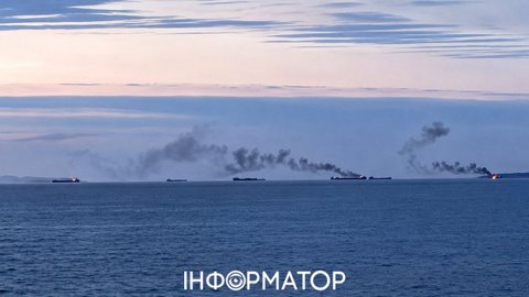 Нові пожежі в Азовському морі – під ударом знову танкери РФ та логістика до Криму