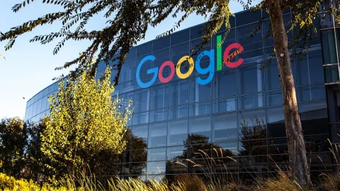 Єврокомісія оштрафувала Google на 890 мільйонів євро