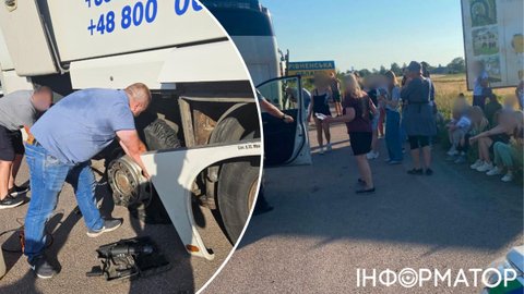 Годинами чекали у спеку на узбіччі - на трасі М-06 зламався автобус із Польщі