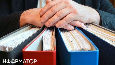 Середня зарплата чиновників за рік зросла на 7 тис. грн - Мінфін назвав, де платять найбільше
