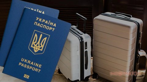Кабмин изменил порядок предоставления консульских услуг для мужчин за границей