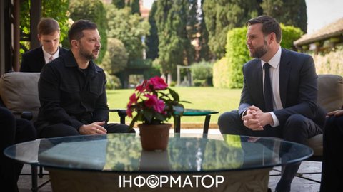 Венс особисто попросив Зеленського припинити атаки на танкери у Чорному морі, які використовують порт у Новоросійську – FT