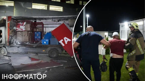 РФ атакувала Нову пошту на Одещині, є постраждалі — відео з місця