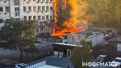 Росія обстріляла адмінбудівлю вугільного підприємства ДТЕК на Дніпропетровщині
