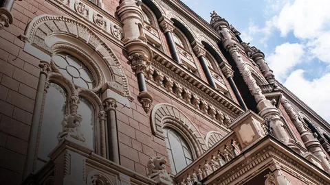 НАБУ и САП провели обыски в НБУ – задержаний и подозрений нет