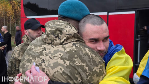 Україна та Росія провели обмін на кордоні з Білоруссю - 270 наших захисників вдома