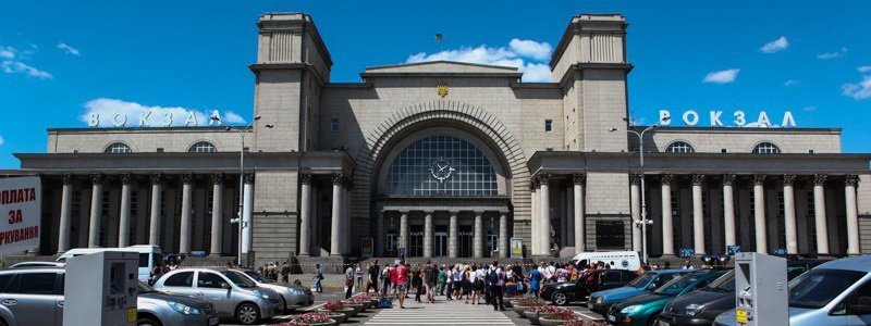 На вокзале Днепра зафиксировали рекордную температуру воздуха