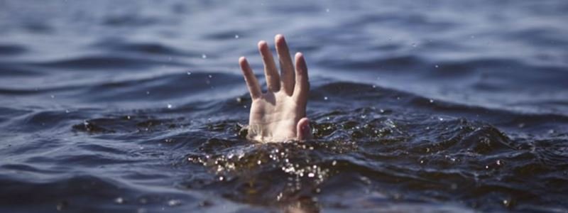 За субботу под Днепром утонули 4 человека