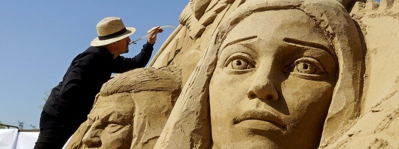 В Днепре пройдет фестиваль скульптур из песка