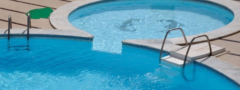 Флокулянты от Акваполиса — лучшее средство для вашего бассейна