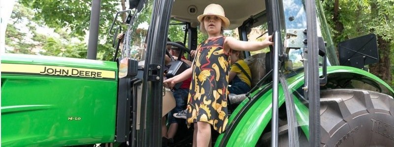 Діти Дніпропетровщини відвідають «міста професій»