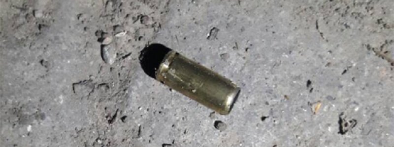 Разбой и стрельба в Днепре: на Кедрина пытались ограбить мужчину