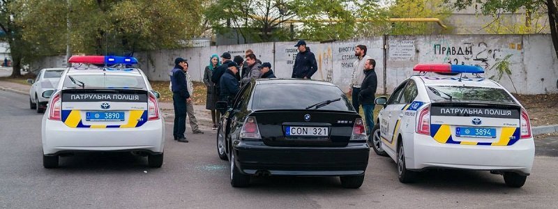 Появилось видео задержания водителя BMW, который находился в розыске