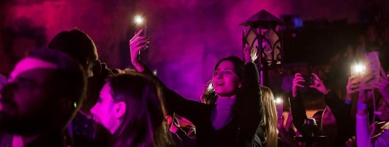 Концерт Jah Khalib: как молодой певец "зажег" в Днепре