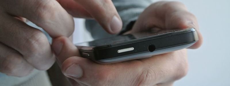 Осторожно — мошенники: жителям Днепра приходят подозрительные SMS