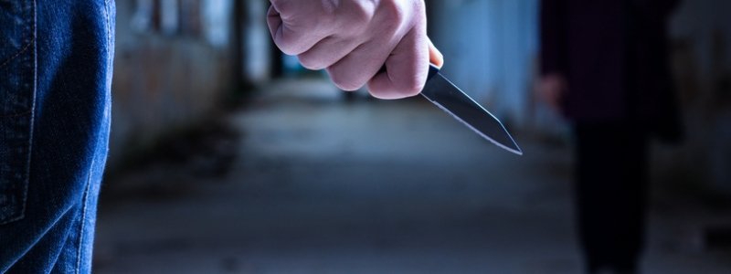В Днепровском пансионате для пожилых людей мужчина ударил ножом человека
