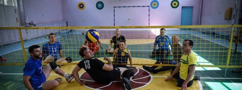 Дніпровська команда з волейболу сидячи представлятиме Україну на змаганнях у Німеччині, – Валентин Резніченко