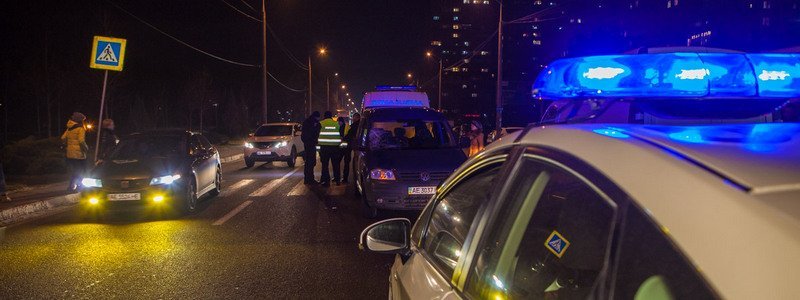 На Маршала Малиновского Volkswagen сбил мужчину на пешеходном переходе