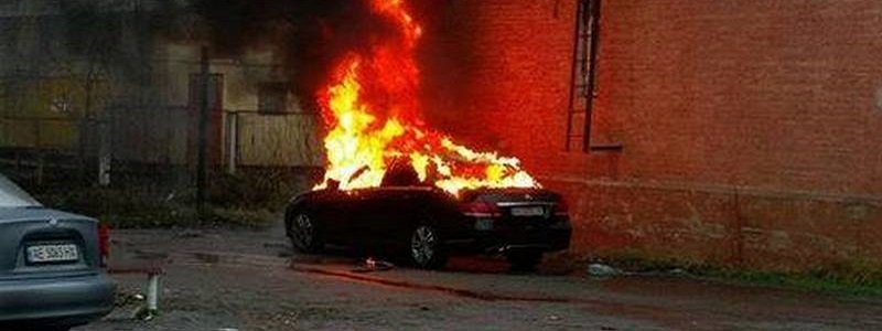 Взрыв автомобиля прокурора в Днепре: полиция проводит расследование