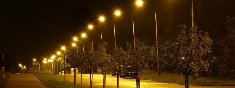 На 582 улицах Днепра восстановили наружное освещение
