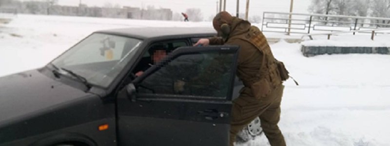 Нацгвардия и полиция в режиме тревоги из-за расстрела инкассаторского автомобиля в Днепре