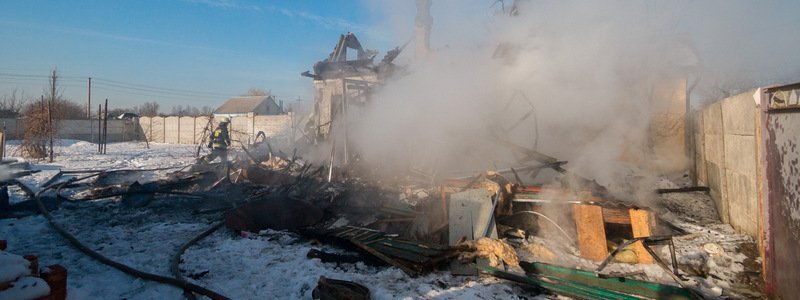 При пожаре на улице Кемеровской в Днепре погибла годовалая девочка