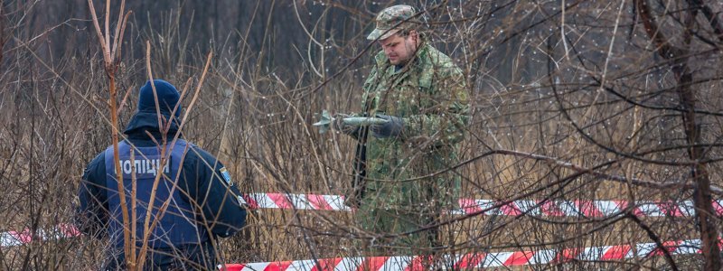 В Днепре на Стартовой полиция нашла снаряд