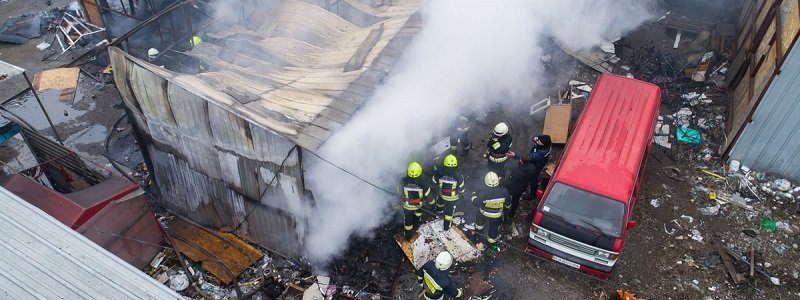 Масштабный пожар на Пастера: подробности, фото и видео с места происшествия