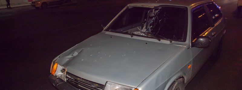 На Донецком шоссе водитель ВАЗа насмерть сбил пожилого мужчину
