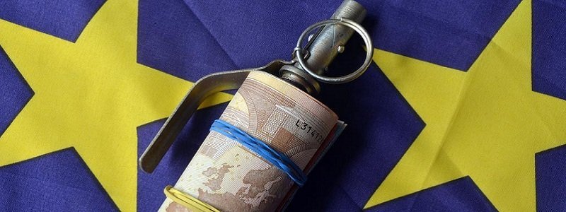 Бортник: "Украину вогнали в финансовое рабство"