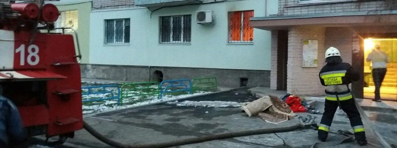 На улице Строителей горел 9-этажный дом: пострадал мужчина