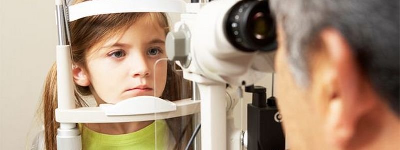 Всемирный день борьбы с глаукомой: статистика заболеваемости в Днепре, предупреждение и лечение болезни