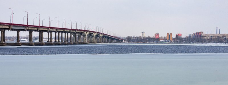Новый мост в Днепре скоро снова перекроют
