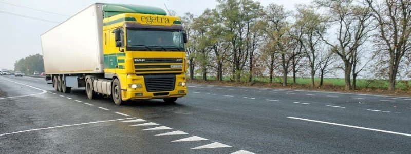 На дорогах Днепропетровщины обустроят площадки для габаритно-весового контроля грузовиков