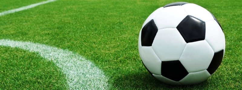 О нарушениях и столкновении футбольных фанатов с полицией на игре двух команд Днепра