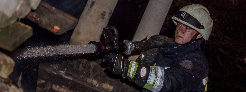 При пожаре в Новокодакском районе Днепра погиб мужчина