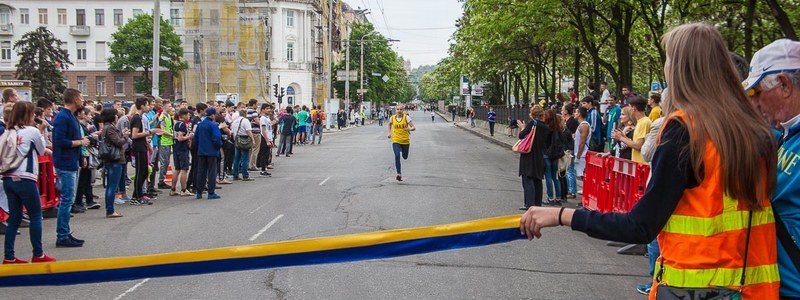 "Во имя примирения": в Днепре провели легкоатлетический забег 