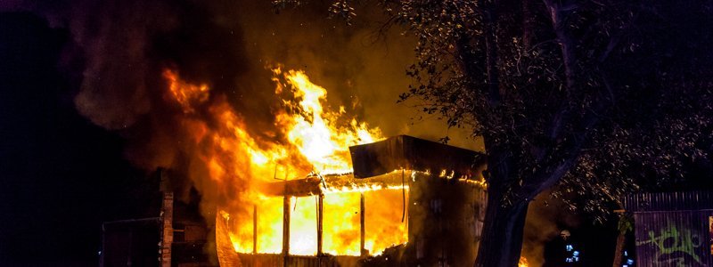 Остаться в живых: почему горят киоски "Салтовского мясокомбината" в Днепре