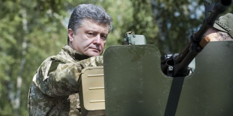 Военное положение и новая волна мобилизации в Украине: что говорит Порошенко