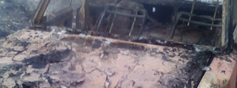 В Днепре нашли сожженный автомобиль ВАЗ (ФОТО)