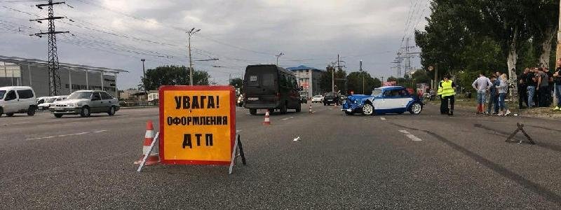 В Днепре на Запорожском шоссе "Москвич" врезался в Volkswagen