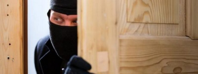 Полиция предупреждает: под видом коммунальщиков в Днепре орудуют мошенники