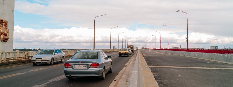 Готов наполовину: стало известно, когда закончат ремонт Нового моста в Днепре