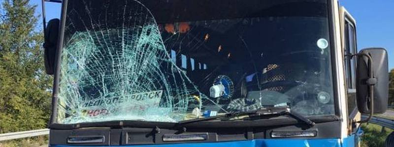 Возле Днепра столкнулись маршрутка и грузовик: пострадали 11 человек
