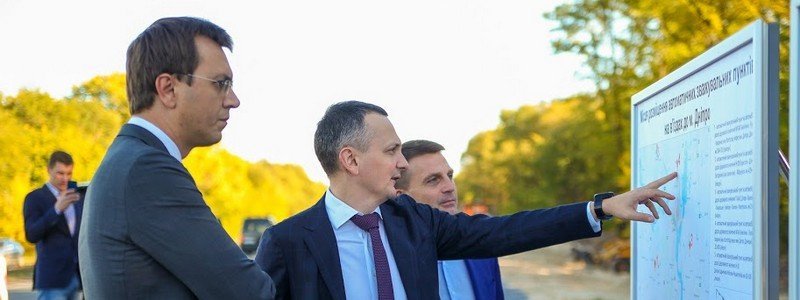 Министр Омелян проинспектировал Решетиловскую трассу и весовые площадки на въездах в Днепр