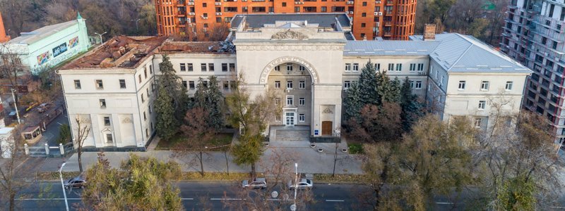 Хранители истории: какого здания в центре Днепра не коснулась декоммунизация
