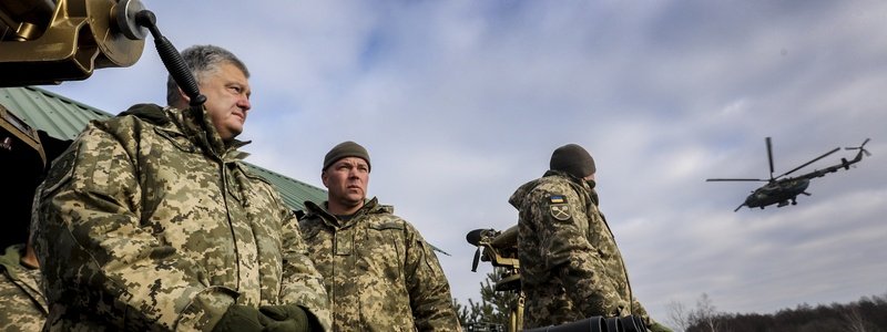 Опрос недели: поддерживают ли жители Днепра введение военного положения в Украине